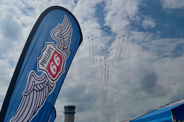 AirVenture banner